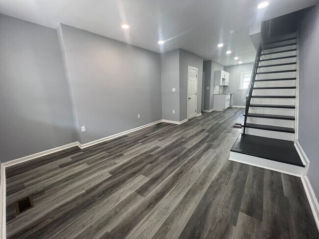 Building Photo - Anika Homes 3 Bedroom