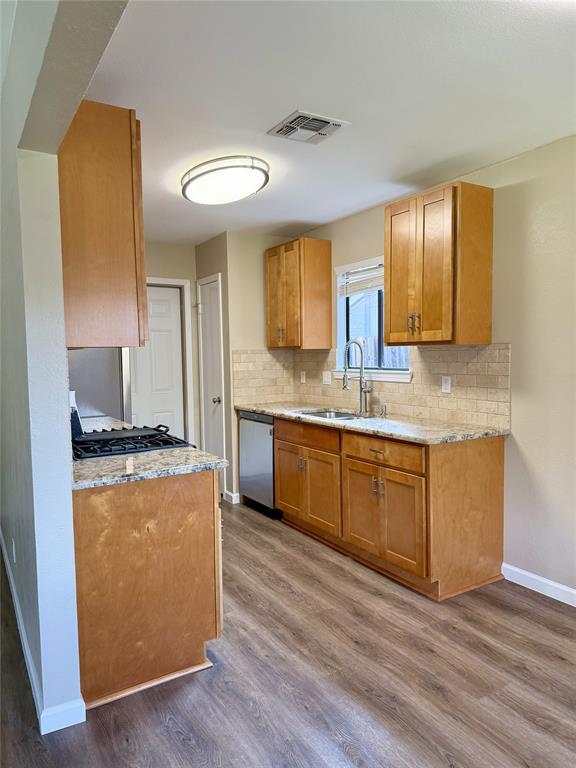 Foto del edificio - 3814 Stonecroft Dr