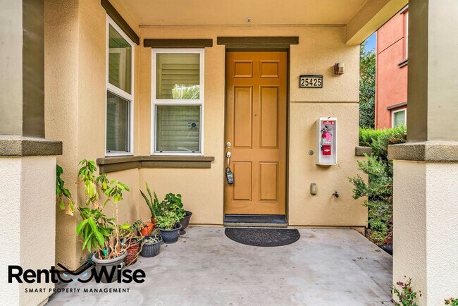 Foto del edificio - 25425 Huntwood Ave
