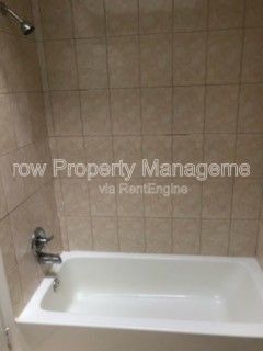 Foto del edificio - 2511 Pine St