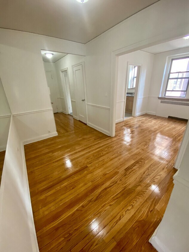 Primary Photo - 309 Hayward Ave