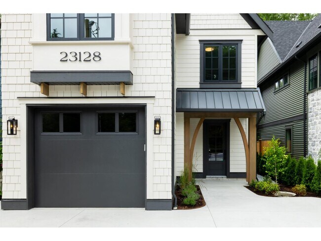 Photo du bâtiment - 23128-23196 96 Ave