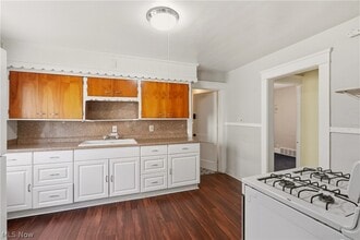 Building Photo - 515 E 143rd St
