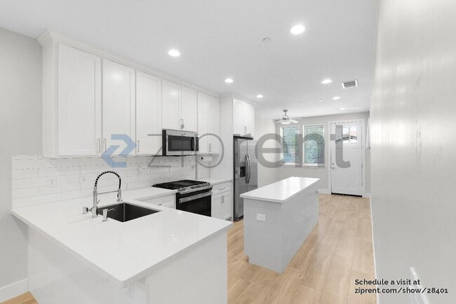 Building Photo - 3291 Rockhampton Dr
