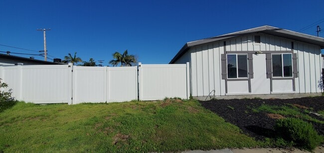 Building Photo - 3822 Conrad Ave