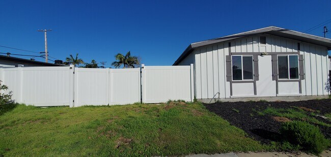 Foto del edificio - 3822 Conrad Ave