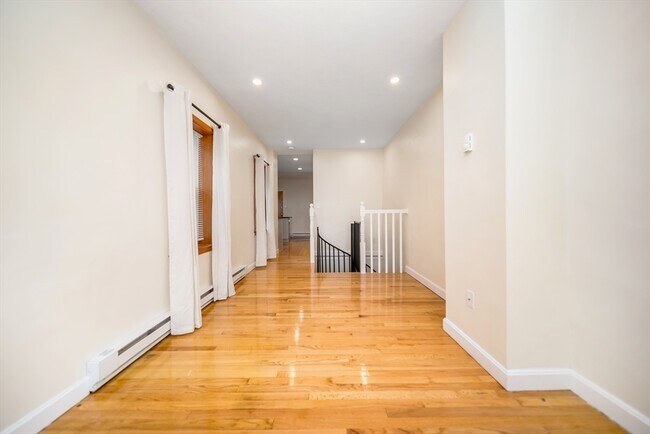 Foto del edificio - 46 Medford St