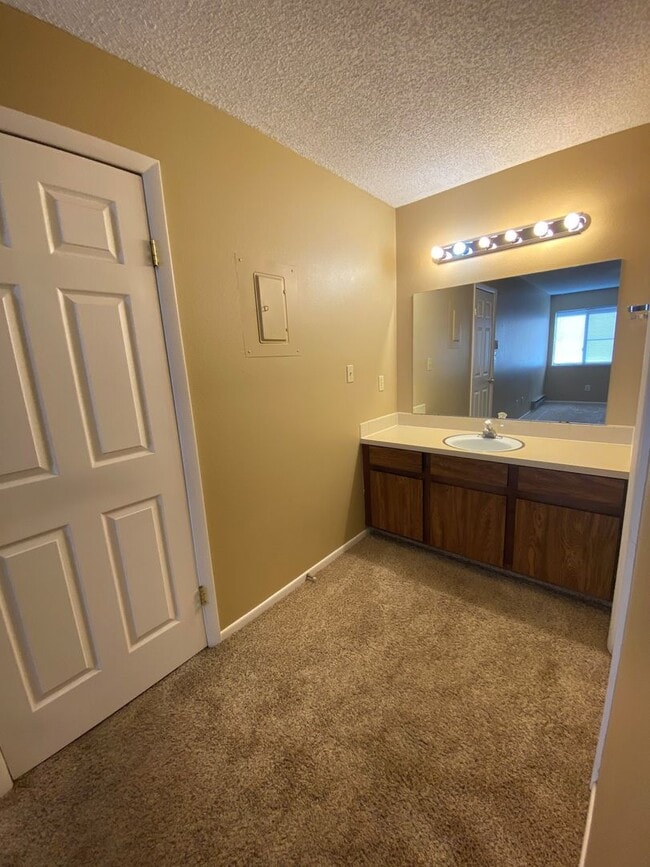 Building Photo - 1118 City Park Ave