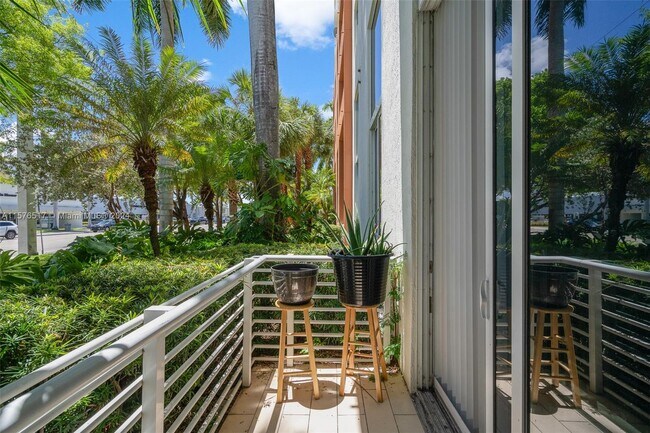Foto del edificio - 2775 NE 187th St