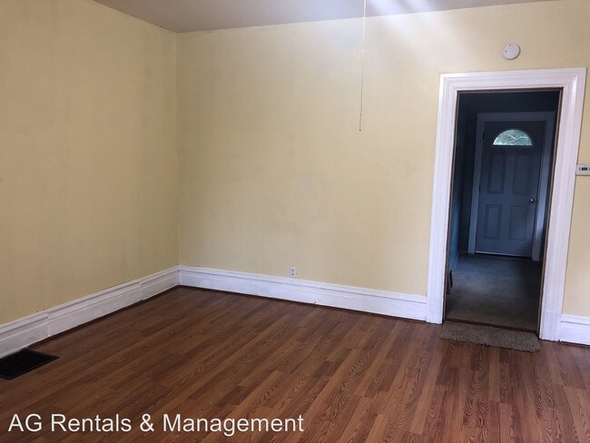 Building Photo - 603 W Dewald St