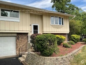 Building Photo - 6418 Londonderry Dr