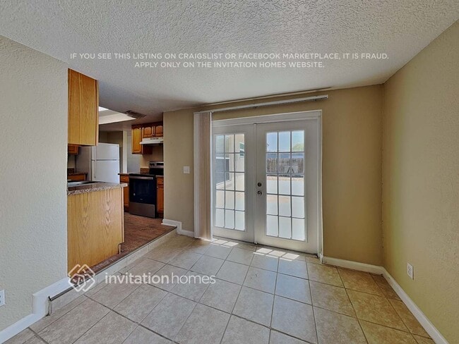 Building Photo - 608 Westchester Ave