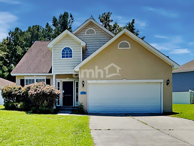 Building Photo - 830 Hyacinth Cir