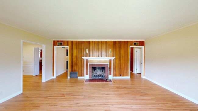 Foto del edificio - Newly Remodeled 4 Bedroom + Loft Home Avai...