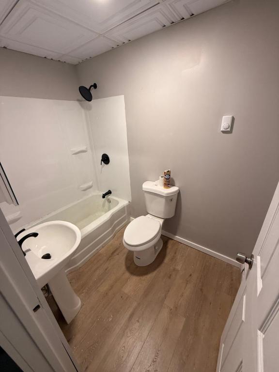 Foto del edificio - 122 Main St