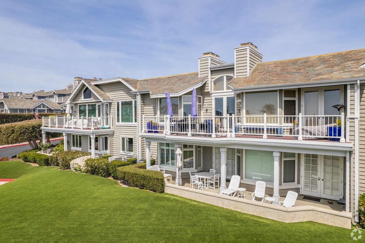Primary Photo - Lantern Bay Villas