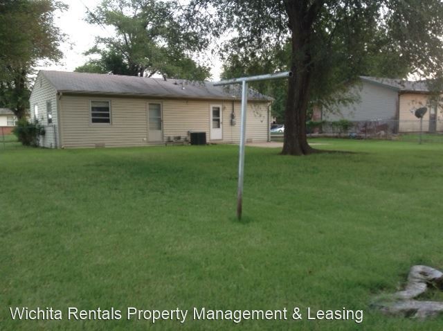 Building Photo - 3 br, 1 bath House - 602 W 7th