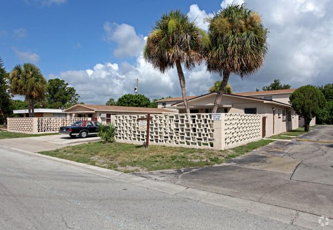 Building Photo - Pineridge Apartments