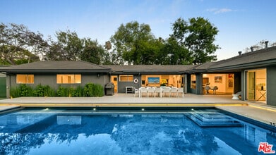 Building Photo - 602 Whittier Dr