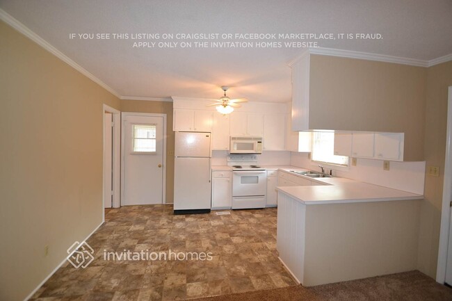 Building Photo - 3310 Paula Cir