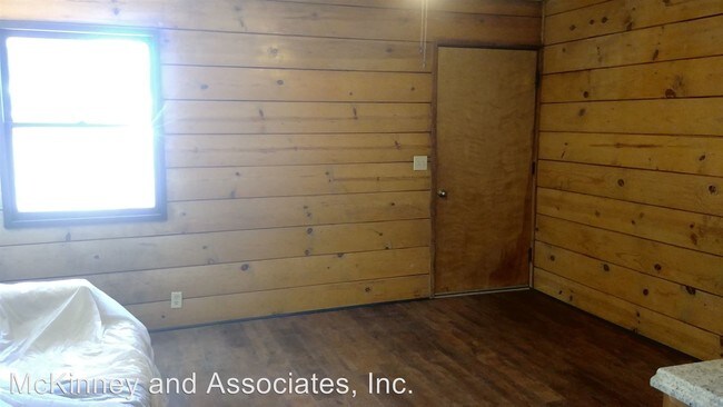 Building Photo - 2 br, 1 bath House - 1026 Lodi Rear House