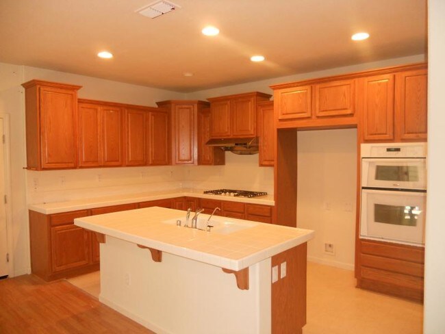Building Photo - 209 Rayos del Sol Dr