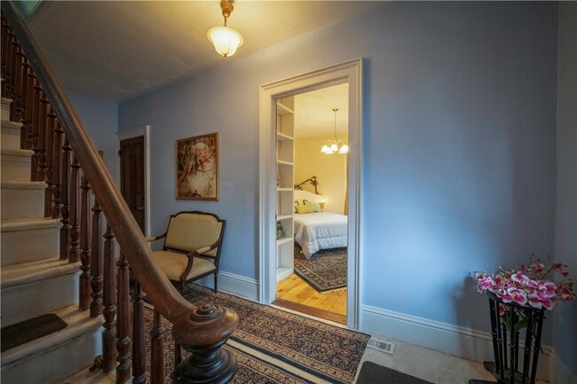 Building Photo - 41 Chapel St