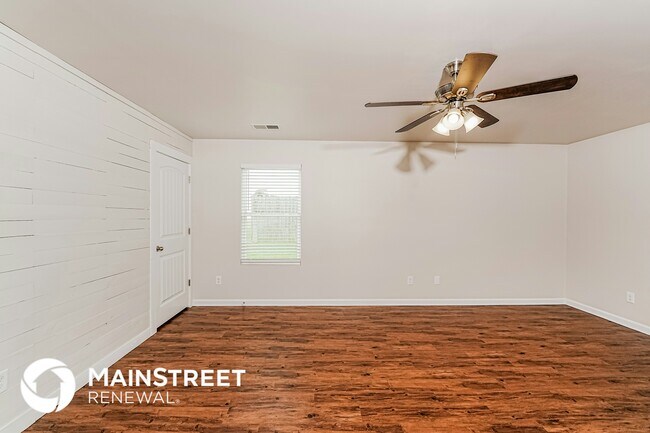 Foto del edificio - 817 Huntington Trce