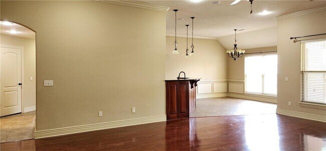 Foto del edificio - 4000 SW Hollowbrook St