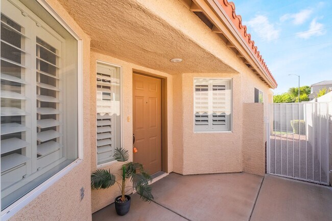Foto del edificio - 2141 Hidden Ranch Terrace