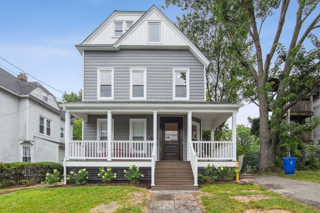 Primary Photo - 133 Walnut St