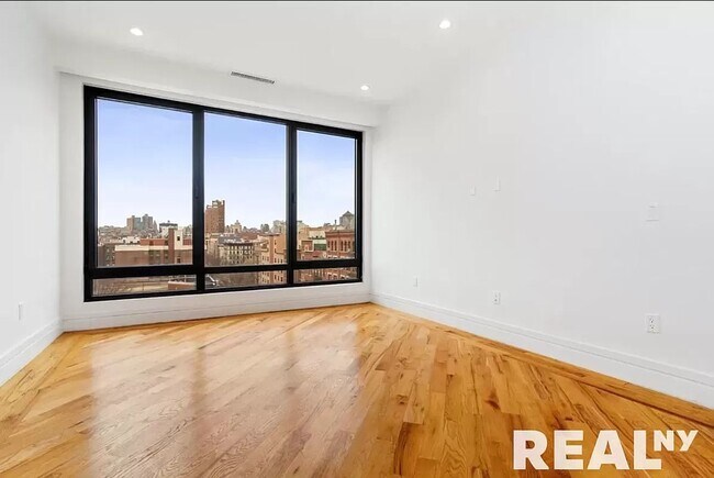 Building Photo - 127 Avenue D