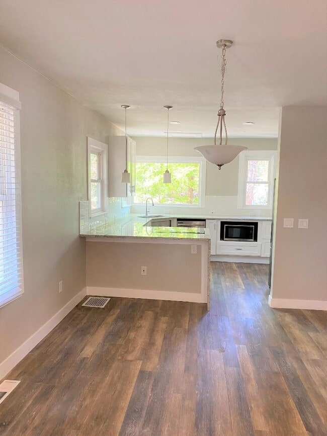 Photo - 618 W Pikes Peak Ave House