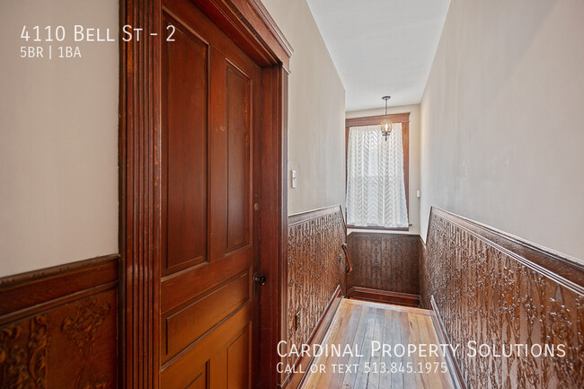 Foto del edificio - Spacious 4 to 5 Bedroom Apartment with LOF...