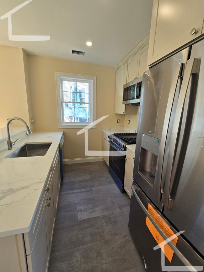 Photo - 3-bed, 3-bath Townhouse in Brighton - 2 Parking Spots Incl!