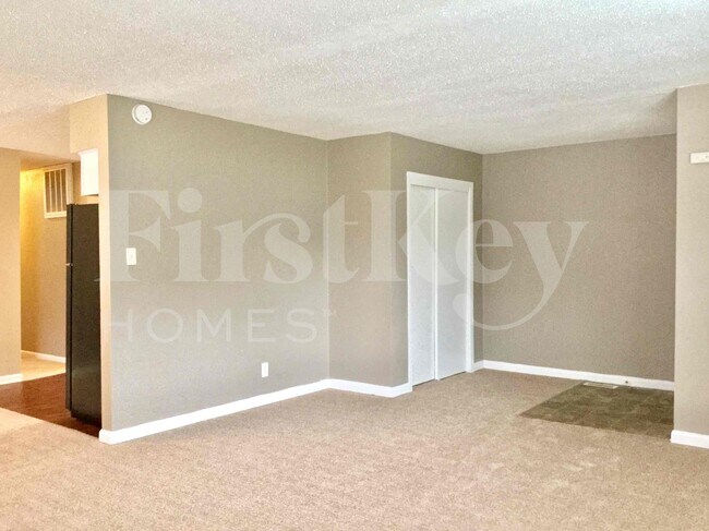 Foto del edificio - 4712 Payton Ave