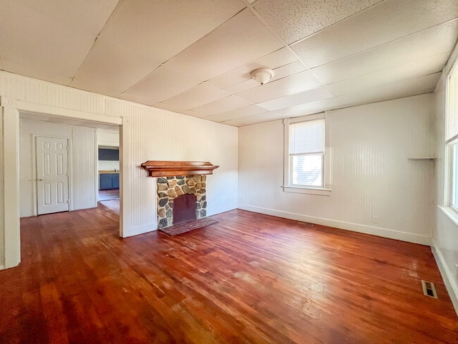 Foto del edificio - 142 Windsor Ave