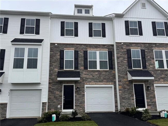 Foto del edificio - 7634 Clayton Ave