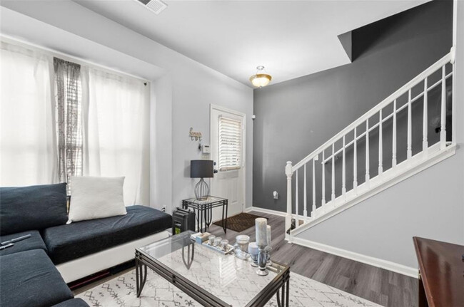 Foto del edificio - 3242 Hidden Cove Cir NW
