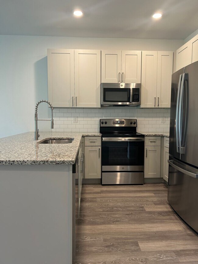 Foto del edificio - Welcome Home to Cape Coral Living!