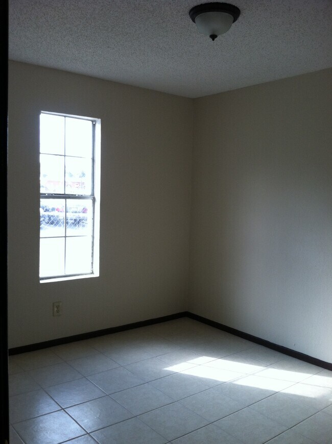 Building Photo - 2619 Ligarde St