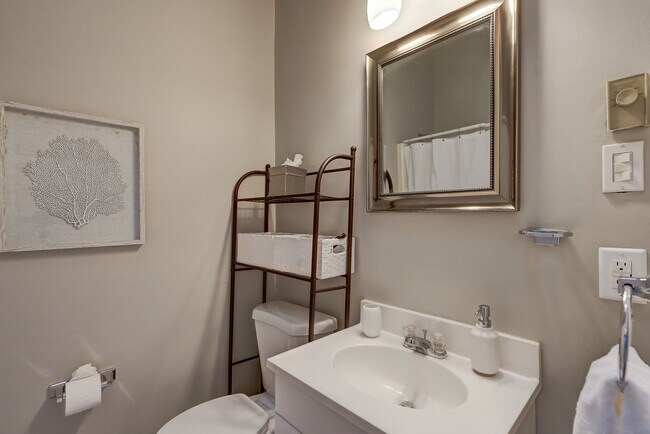 Baño - 1913 Hanover Ave