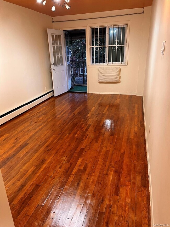 Foto del edificio - 4327 54th St