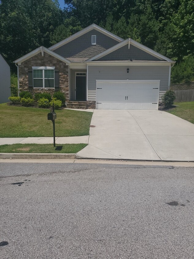 3649 Wartrace Dr, Atlanta, GA 30331 House Rental in Atlanta, GA