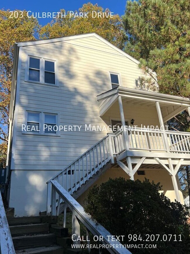 Foto del edificio - 203 Culbreth Park Dr