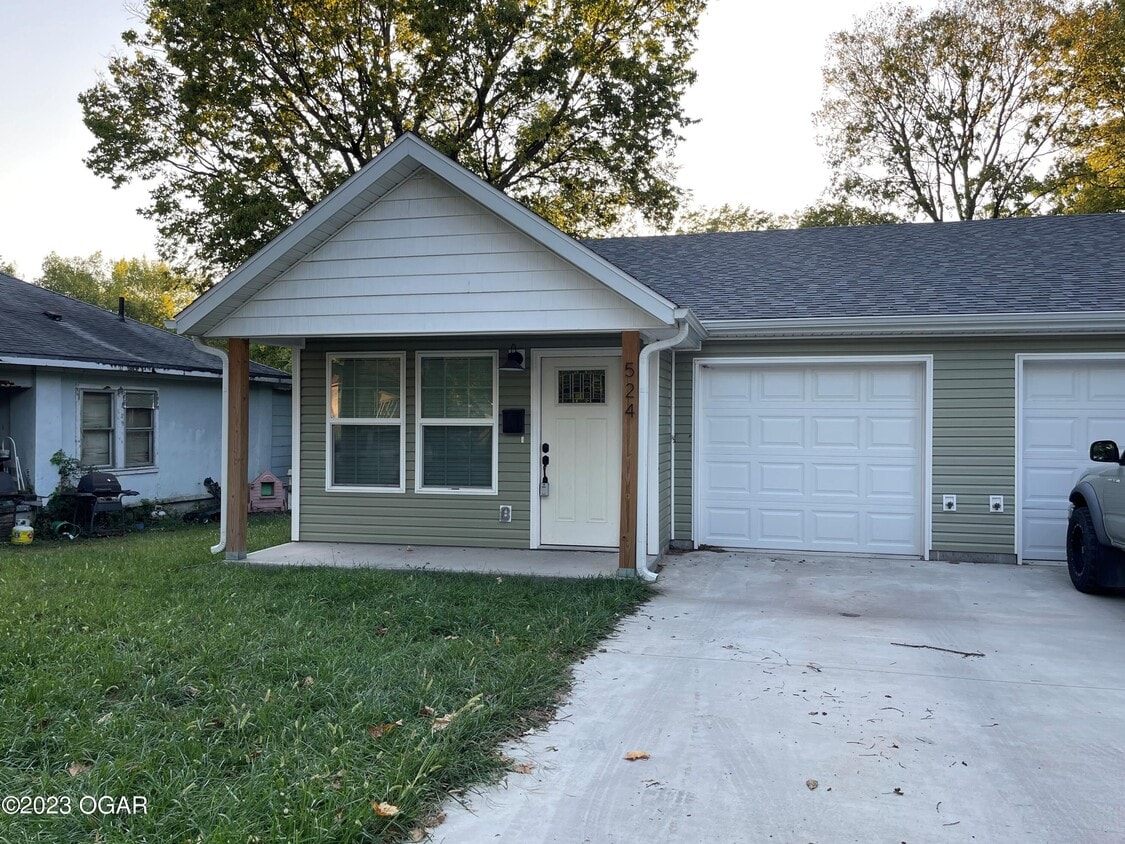 524 N Jackson Ave, Joplin, MO 64801 Condo for Rent in Joplin, MO