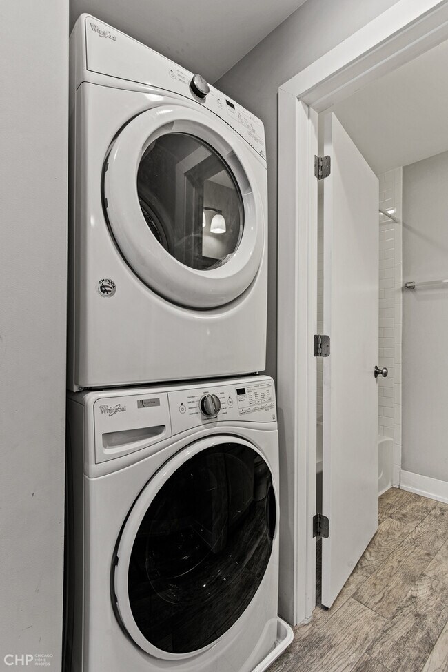 Foto del edificio - 2262 W Coulter St