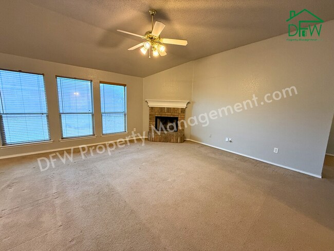 Photo - Spacious 3-Bedroom Corner Lot Home with Large Backyard in Arlington, TX