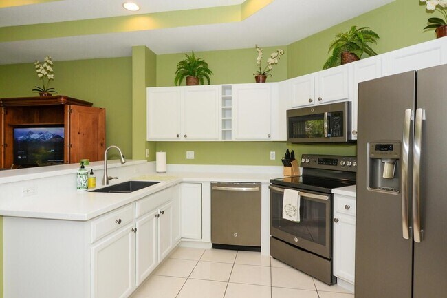 Building Photo - 8021 Carnoustie Pl