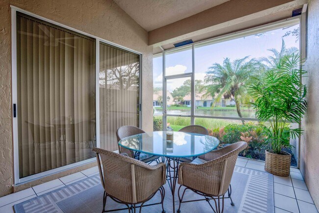 Building Photo - 2702 Mahogany Pl